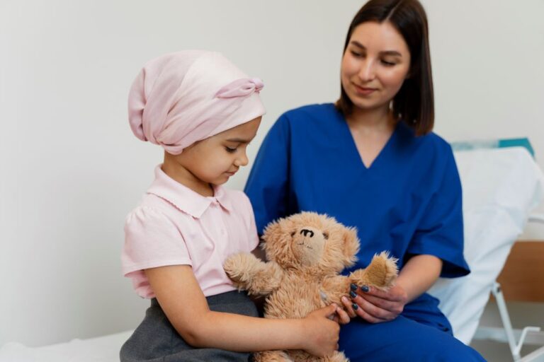 Fevereiro Laranja – Leucemia é o câncer mais comum na infância