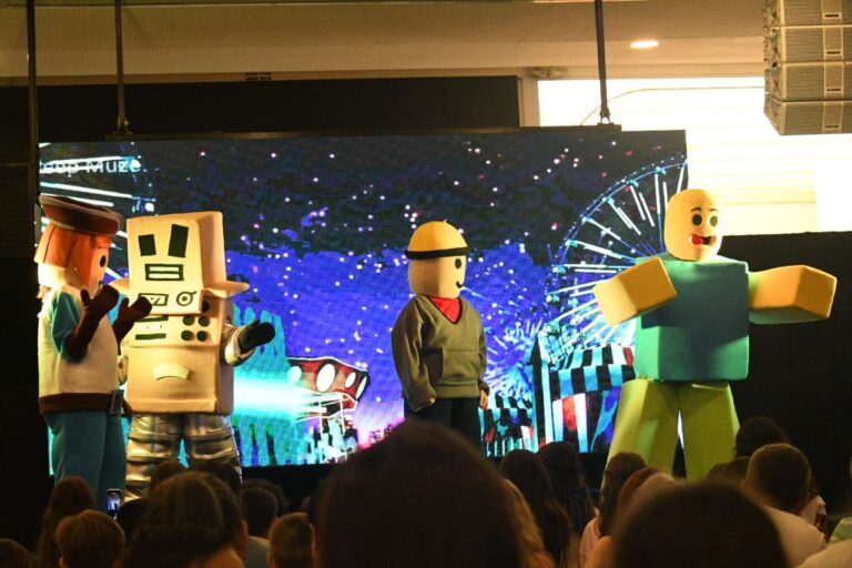 Roblox: a aventura no mundo virtual, chega a Uberlândia