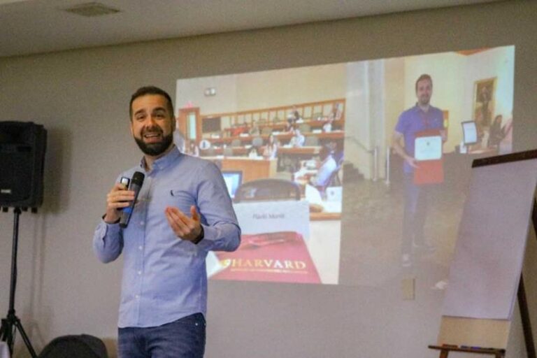 Flávio Muniz é reconhecido como um dos principais especialistas em Marketing Digital do Brasil