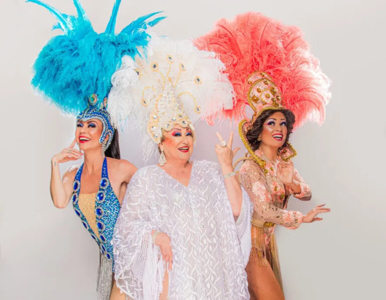 A Vedete do Brasil chega a Uberlândia estrelado por Suely Franco, Bela Quadros e Flávia Monteiro