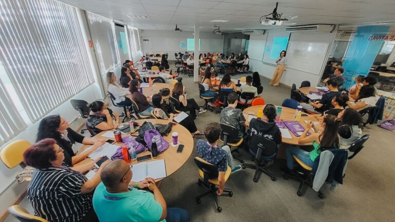 Projeto Carreira do Instituto Projeto de Vida capacita profissionais gratuitamente para reinserção no mercado de trabalho
