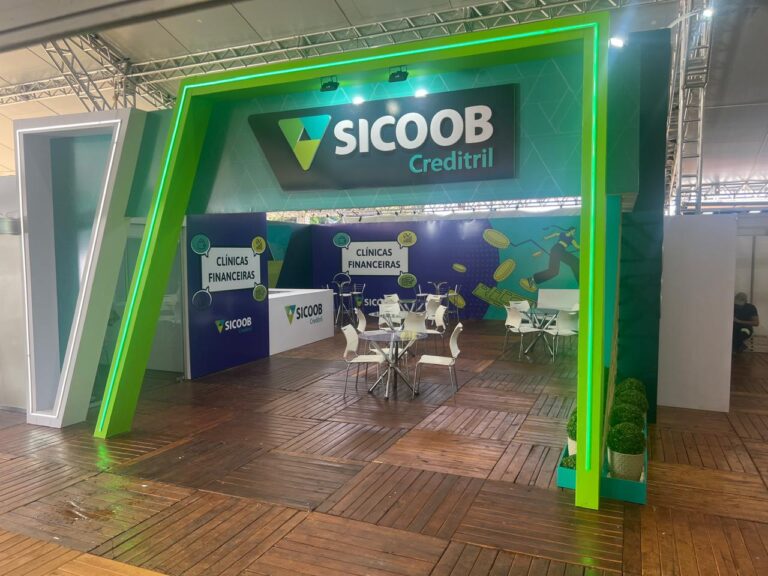 Sicoob Creditril leva as Clínicas Financeiras para a Feira Cooprata Triângulo Leite 2024