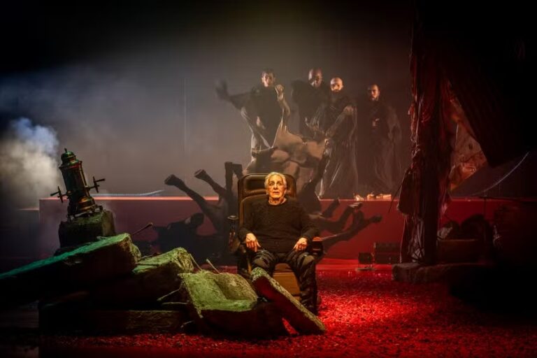 Marco Nanini chega a Uberlândia com o espetáculo ‘Traidor’