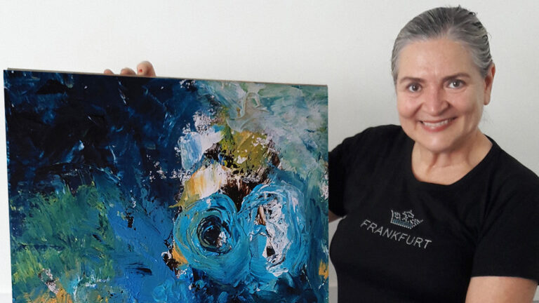 Através da arte, podemos nos questionar sobre o impacto humano, diz Gisele Faganello