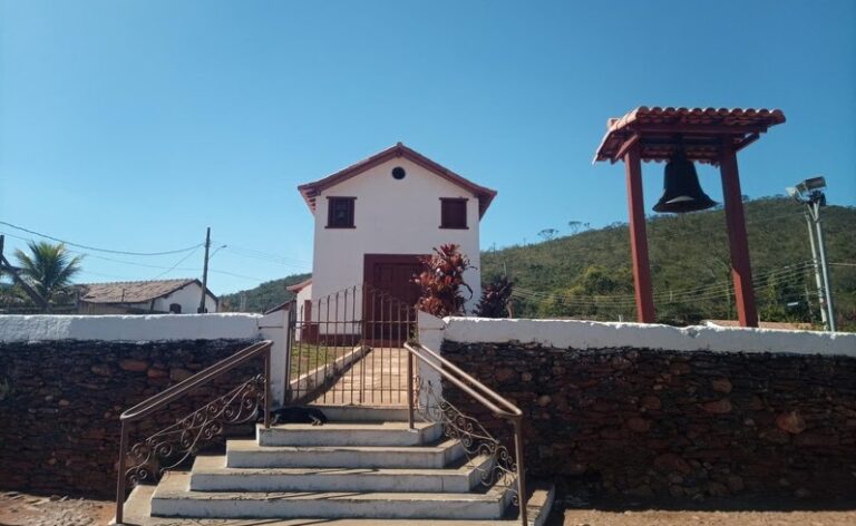 Após restauração, capela tombada de quase 300 anos é reaberta em Sabará