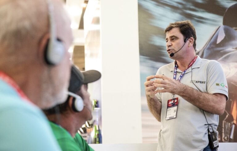 Marcando o primeiro dia da AUTOP, “Espaço Super Dicas” realiza treinamento para mais de 150 pessoas