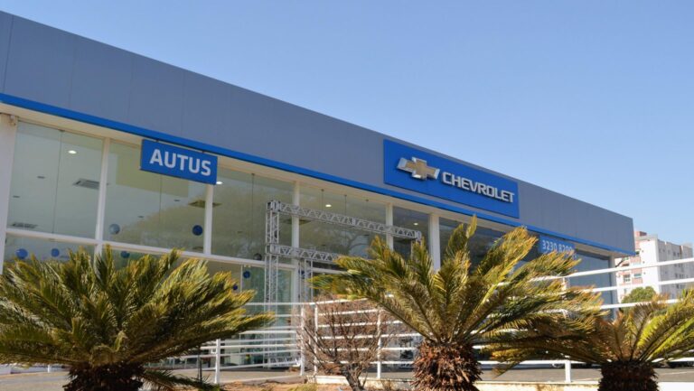 Autus Chevrolet inaugura unidade na Avenida João Naves de Ávila