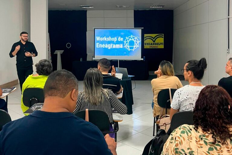 Eduardo Moreira: A Jornada de um Especialista em Coaching e Desenvolvimento Humano