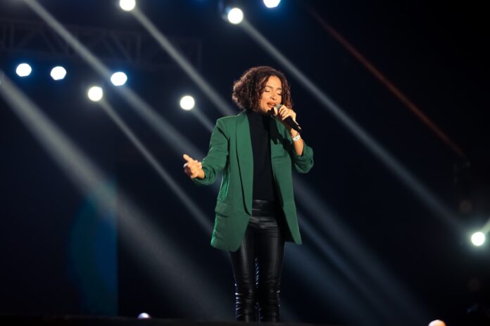 A cantora gospel Tirza Almeida. Foto: @brunocostafilms.