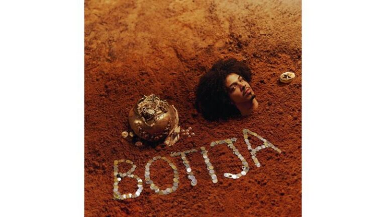 Léo Da Bodega resgata raízes em “Botija”, seu primeiro álbum, e leva cultura de Olinda para o Brasil