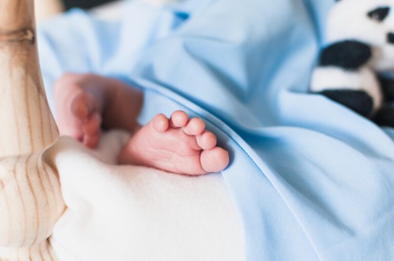 Novembro Roxo: conscientização e prevenção da prematuridade no Brasil