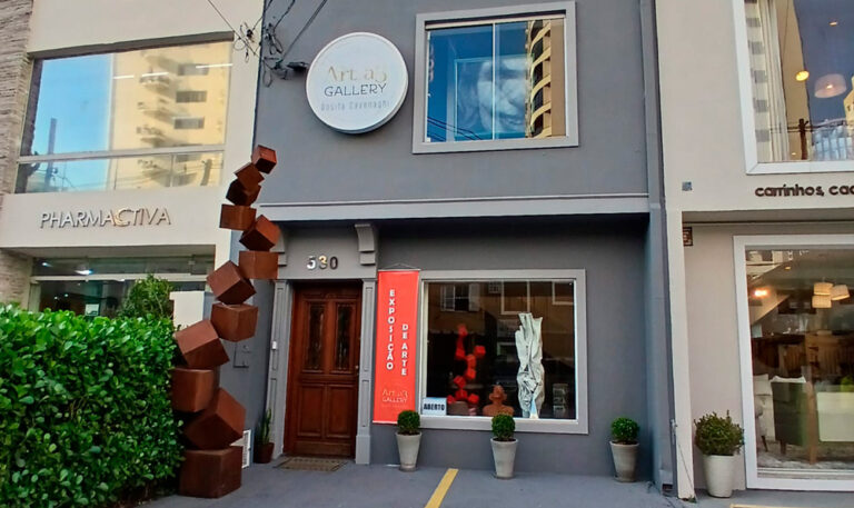 Encerrando 2024 com Arte: ‘Ecos do Amanhã’ Inspira Novos Horizontes