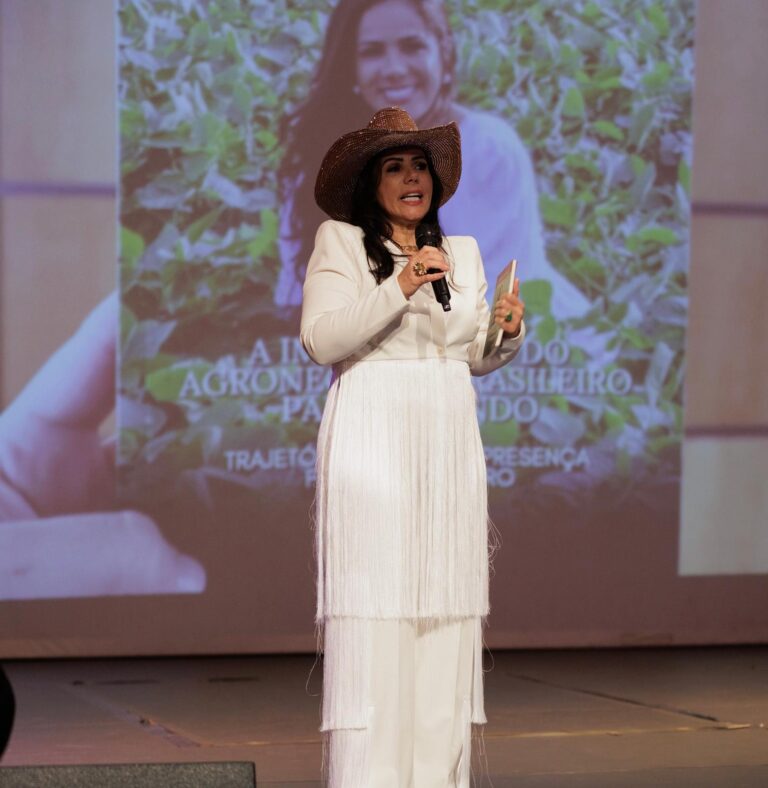 Roberta Marquesa Lança Livro no Conecta Summit e Participa de Painel de Discussão no Maior Evento de Empreendedorismo Feminino da Europa