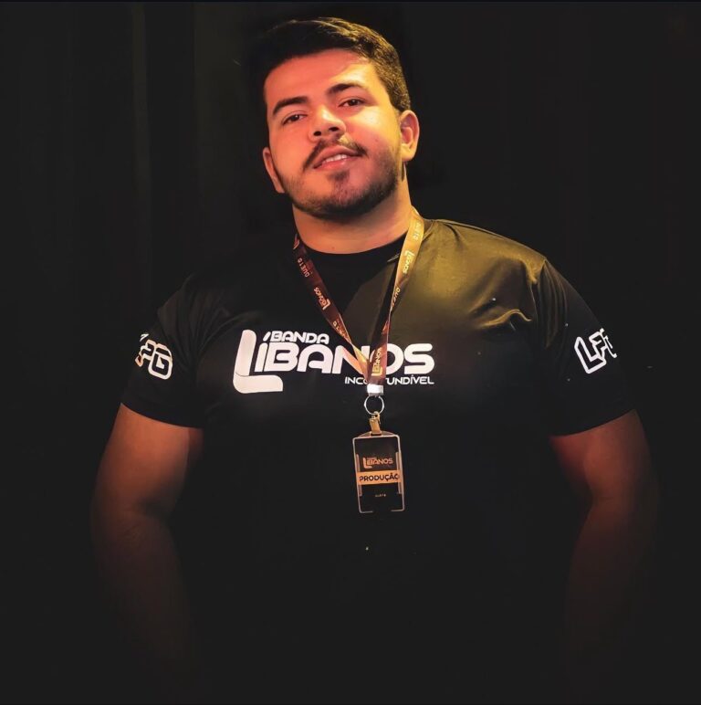 Henri Fernando: Uma Jornada do Forró ao Humor Cearense