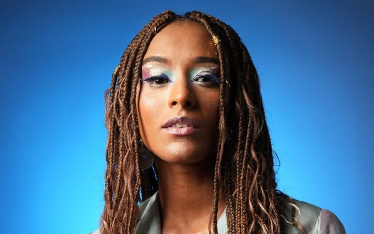 Marília Lopes comemora parceria com Rashid e Canetaria em show especial de lançamento em São Paulo