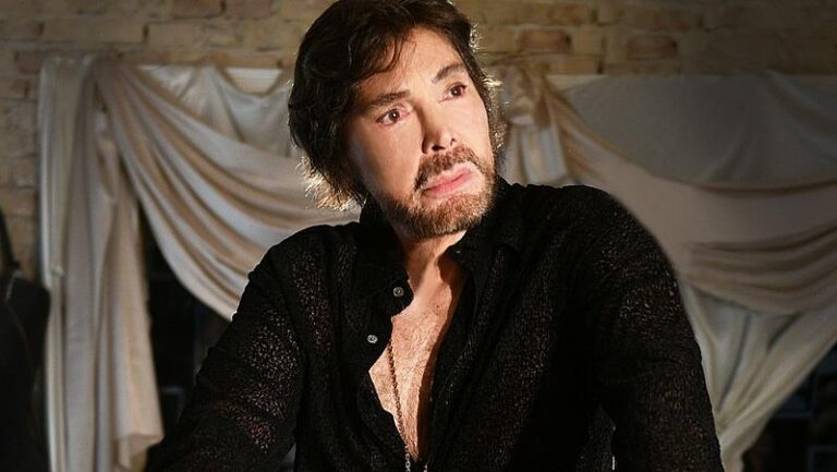 Juan de Bourbon lança EP e anuncia turnê em homenagem a Cauby Peixoto