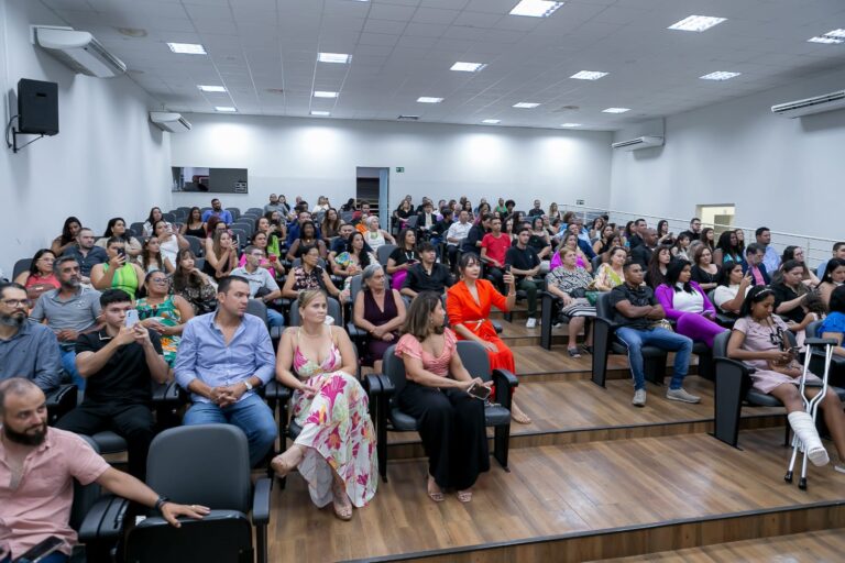 Entrega do Prêmio Influência Empreendedora Idelmo Roberto da Silva 2024 acontece no dia 8 de janeiro