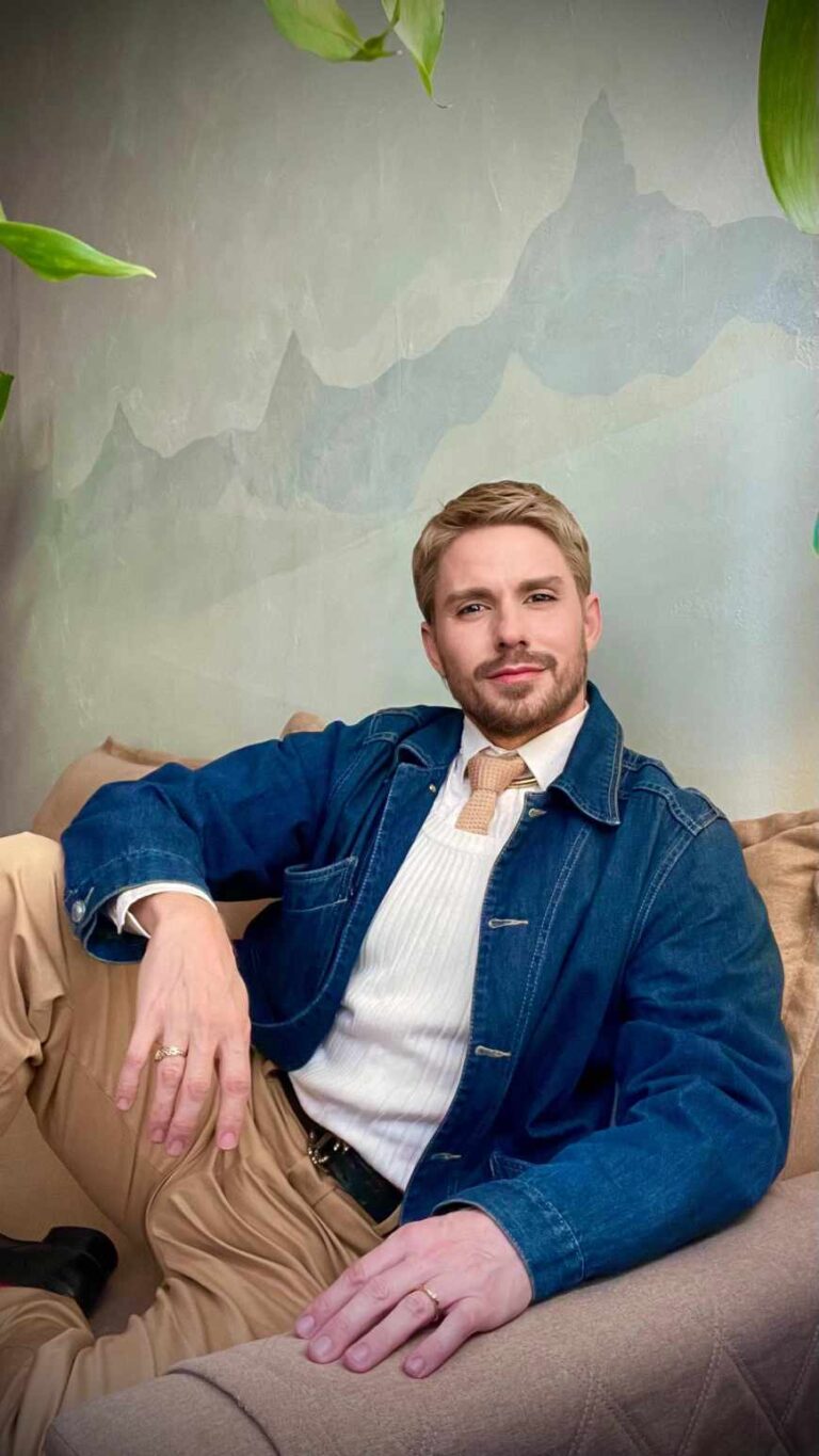 Riccardo San Martini: O Enigmático Visionário das Artes Plásticas, Moda, Cinema, Literatura, Entretenimento e Filantropia!