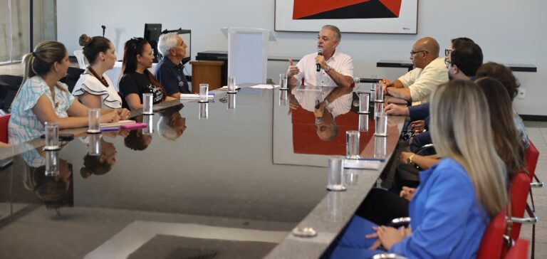 Prefeito Paulo Sérgio alinha diretrizes para que Município de Uberlândia implemente nova unidade de saúde