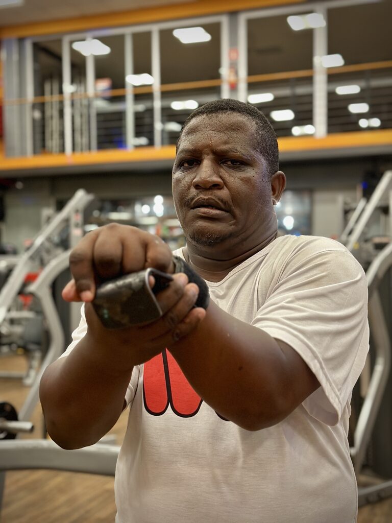 Paratleta Weverson busca apoio para novos desafios em 2025