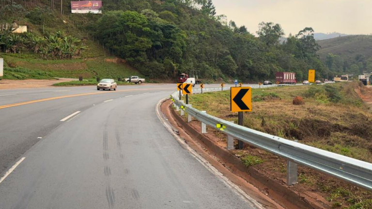 EPR Via Mineira inicia a instalação de mais de 10 mil metros de defensas metálicas e outros dispositivos de segurança na BR-040