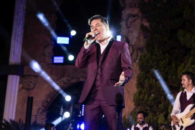 Jhean Marcell lança primeiro volume do DVD Décadas nesta sexta-feira (07)