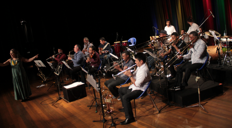 Popular Salve Glória apresenta o concerto “Brasilidades” na Casa Thomas Jefferson