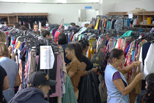 No aniversário de 25 anos do Hospital do Câncer, Grupo Luta Pela Vida realiza edição especial do Bazar em novo espaço