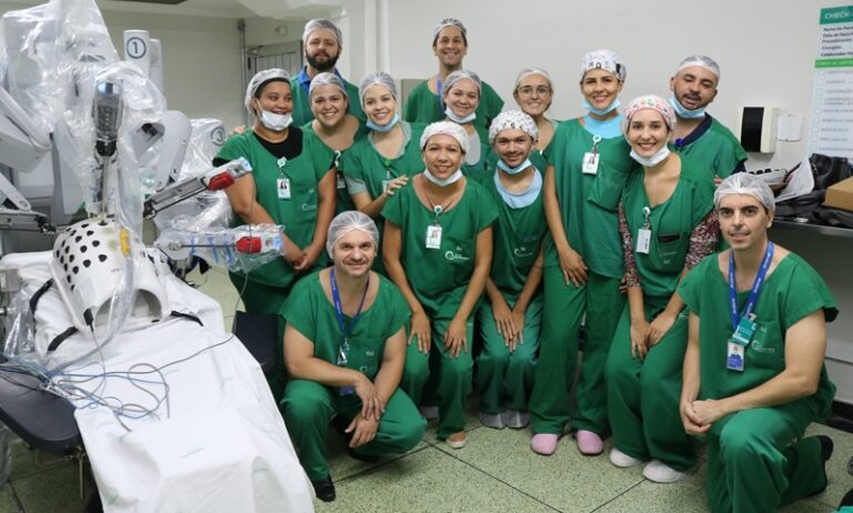 Hospital Mater Dei Santa Clara e Hospital Mater Dei Santa Genoveva implementam Cirurgia Robótica com a Plataforma Da Vinci