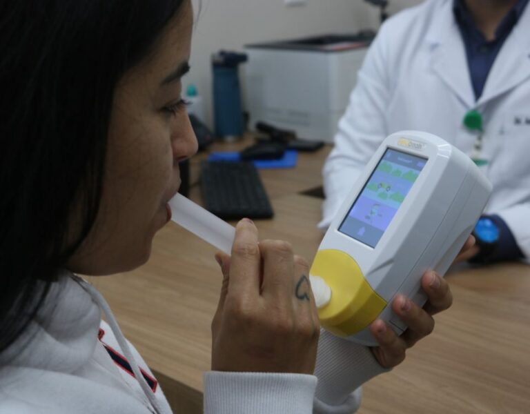 Teste FeNO auxilia no diagnóstico e monitoramento da asma