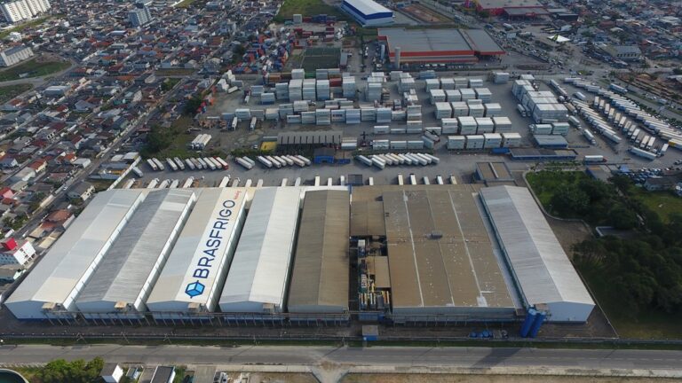Brasfrigo chega aos 50 anos crescendo forte e liderando  movimentação de produtos congelados na América Latina