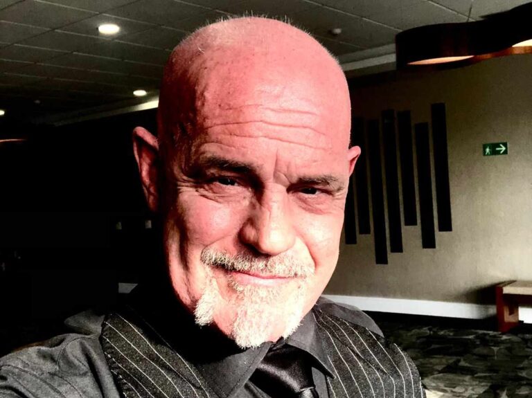 Breno Guimarães vivencia um novo trabalho em “Grudi, O Musical” – de Danddara Dantart