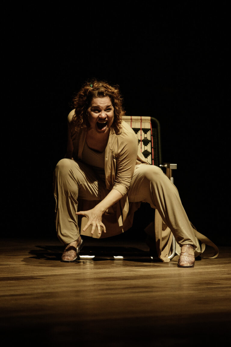 Isabel Teixeira apresenta “Jandira”, em Uberlândia, no Dia dos Namorados