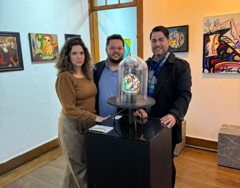 Exposição “Uma P-Arte de mim” do artista plástico Fernando Pacheco em Ouro Preto