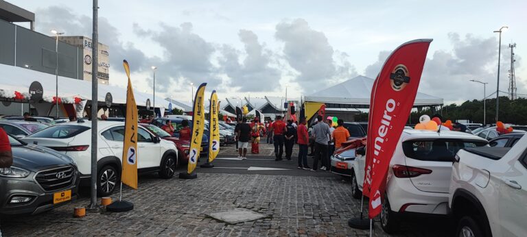 Feirão de seminovos aquece economia em Lauro de Freitas, gerando 617 empregos