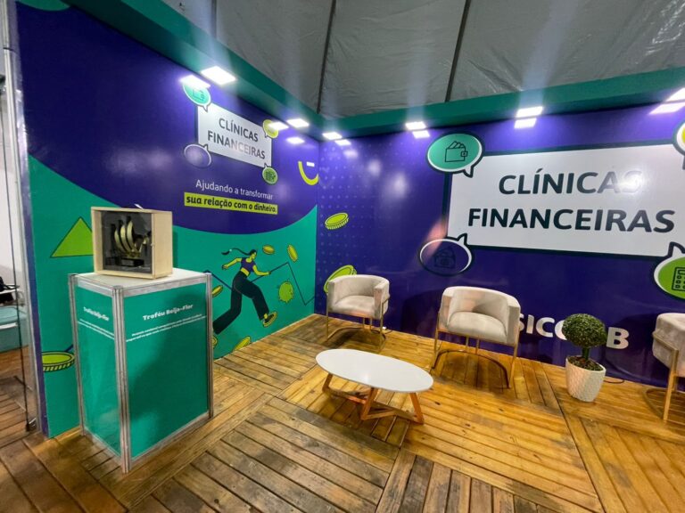 Sicoob Creditril leva educação financeira a mais de 700 pessoas durante a ExpoCapitu 2025