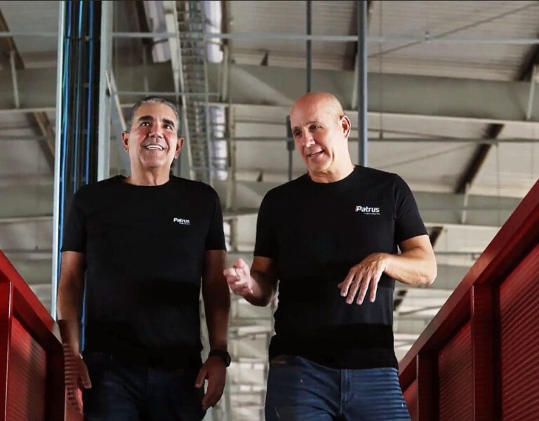 Irmãos celebram legado do pai e destacam cultura como alicerce da Patrus Transportes