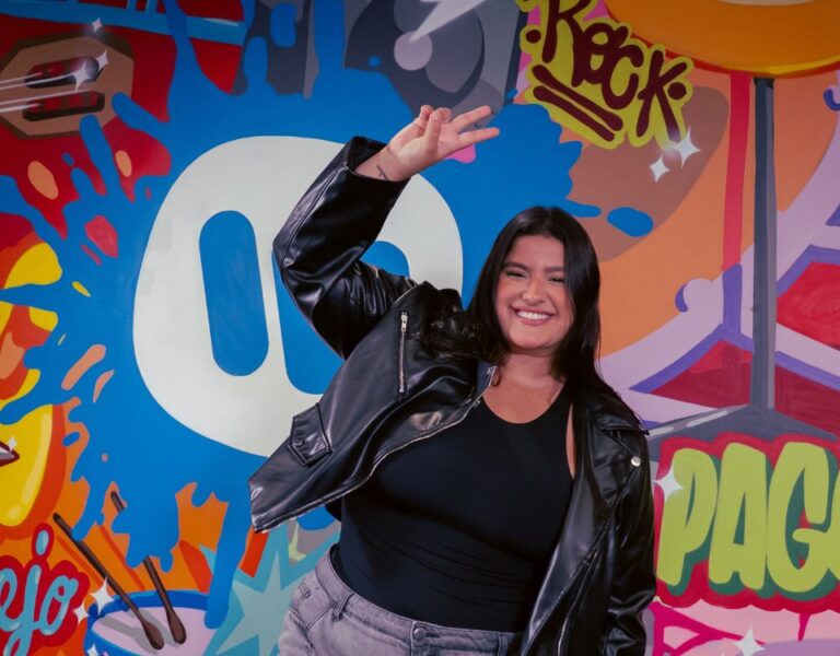 Bruna Lipiani é a nova contratada da Warner Music Brasil