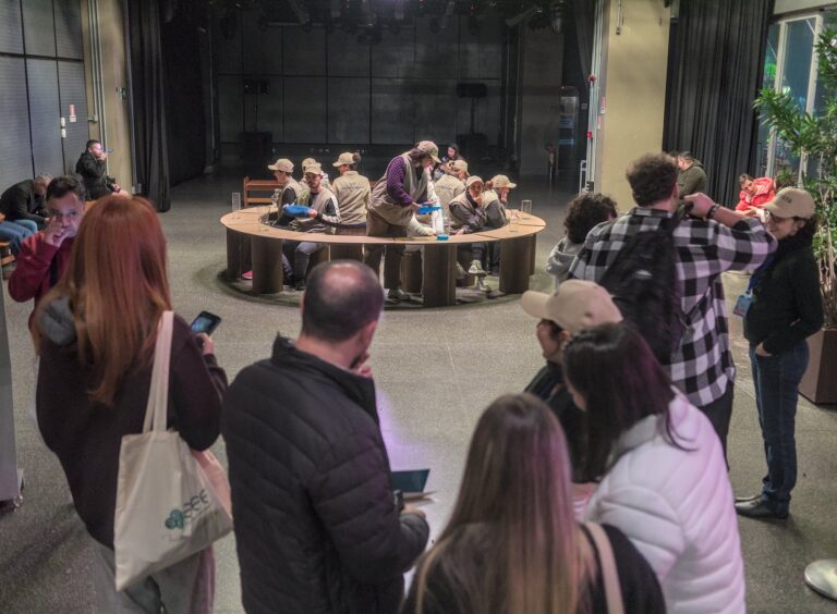 Performance coletiva estreia no Sesc Uberlândia de 27 a 29 de agosto