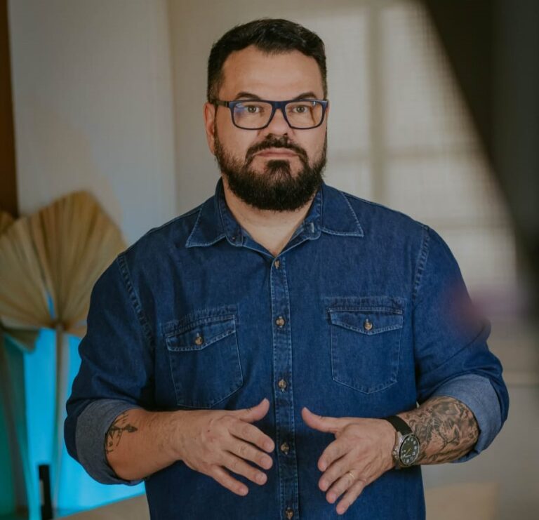 DIA DO CLIENTE – Fidelização além do desconto: experiência e relacionamento guiam o consumo em 2025