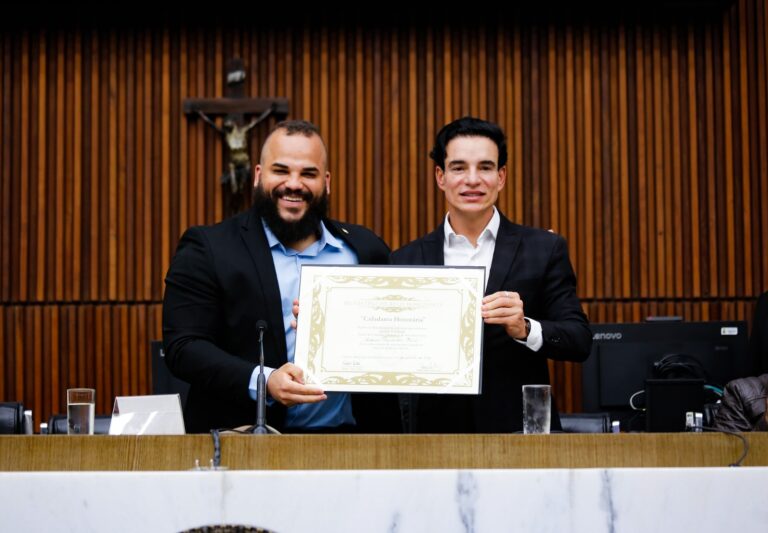 Anderson Franco, fundador da Allp Fit, é condecorado com o Título de Cidadão Honorário de BH