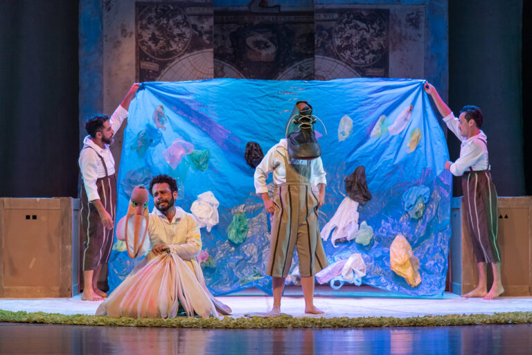 Trupe de Truões apresenta coprodução internacional que já percorreu México e África do Sul