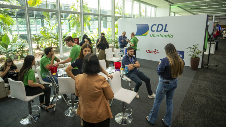 Arena CDL reúne empresas e líderes para compartilhar inovação e estratégias no Uberlândia Summit
