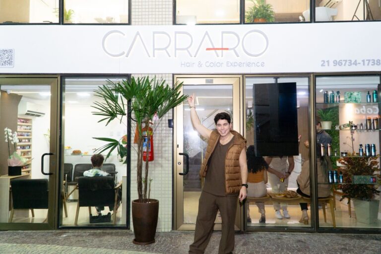 Cabelos com atitude: o poder da cor no Carraro Hair & Color Experience Cabelos com atitude: o poder da cor no Carraro Hair & Color Experience
