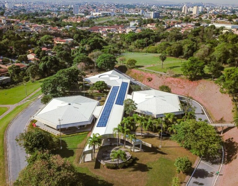 Planos funerários: a inovação que democratiza o acesso a serviços de alta qualidade e alivia o orçamento familiar