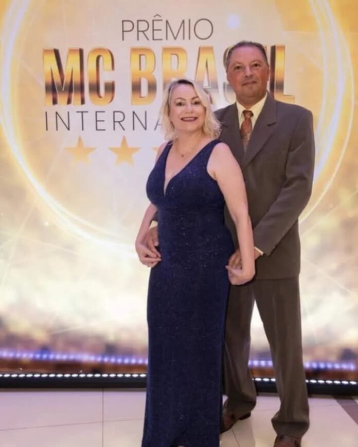 12e7a053-1b44-43b4-81cc-c186831c39b9