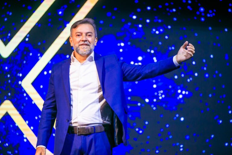 Corpo reage à sobrecarga emocional do fim do ano e revela sinais ignorados