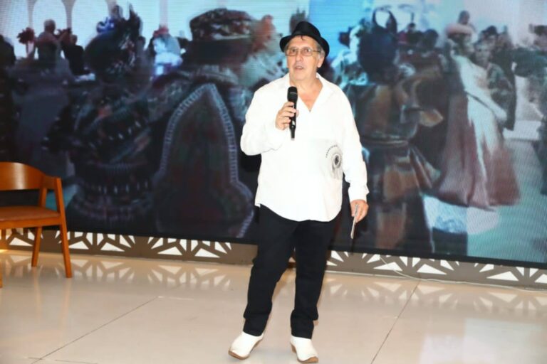 Roberto Wilson Eventos e Luxo para mulheres de todas as idades