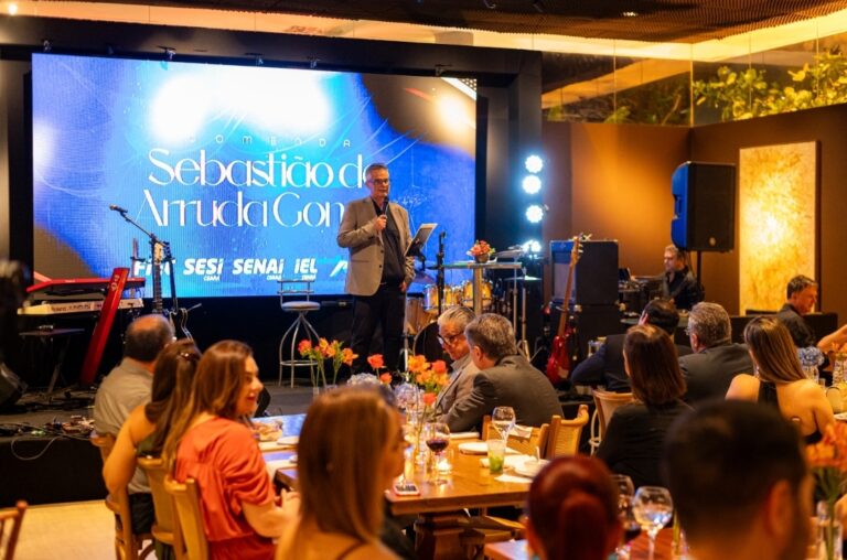 Comenda Sebastião de Arruda Gomes 2025 reconhece lideranças da indústria cearense