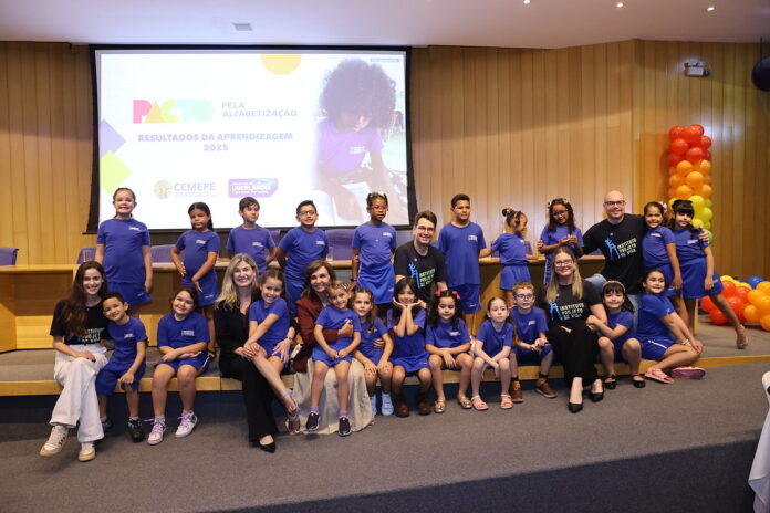 governo---pacto-pela-alfabetizao---16-12-2025_54988629966_l